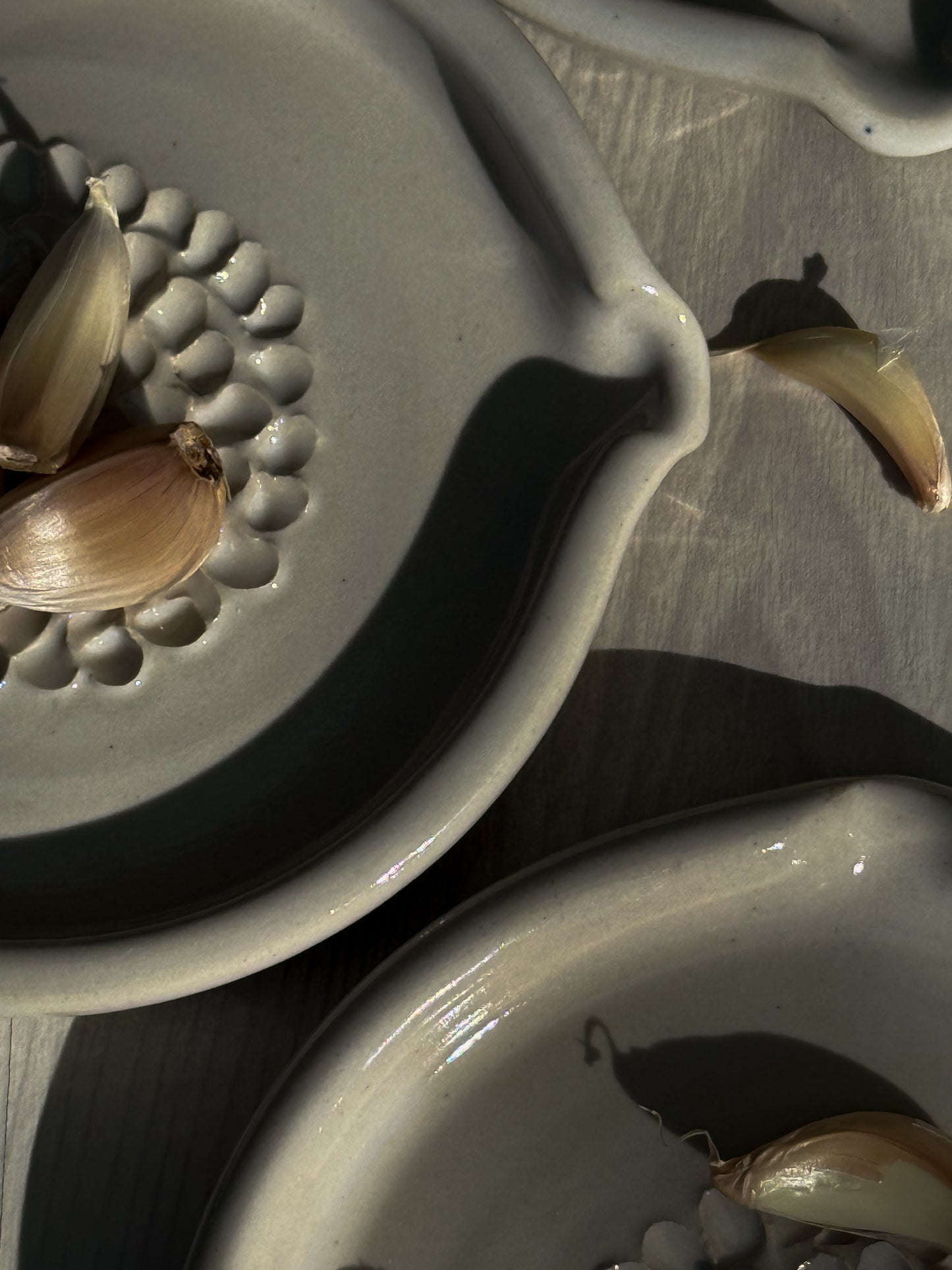 Vasti Pottery Garlic Grater