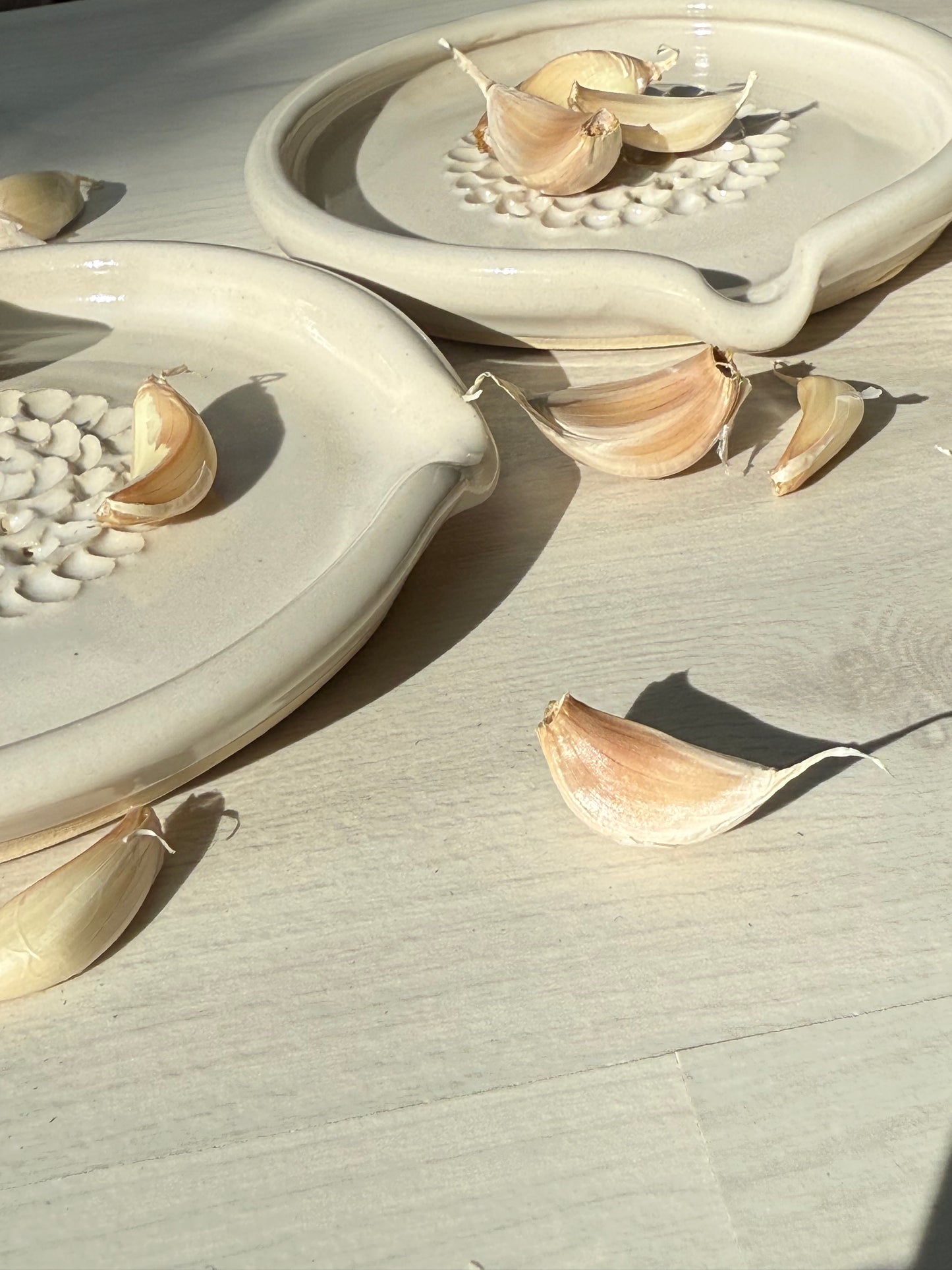 Vasti Pottery Garlic Grater