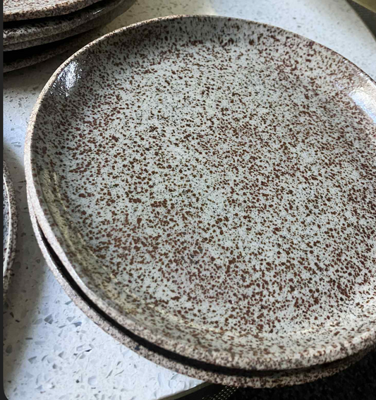 Pāmu Plate Set
