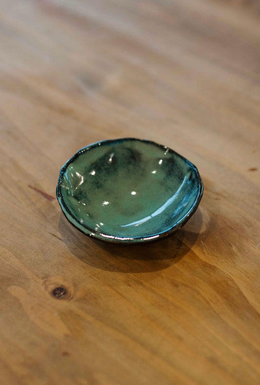 Vasti Pottery The Tui Trinket Tray