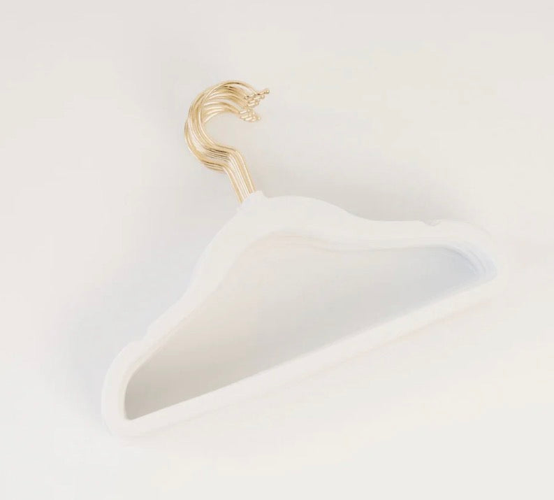 Children’s velvet hangers